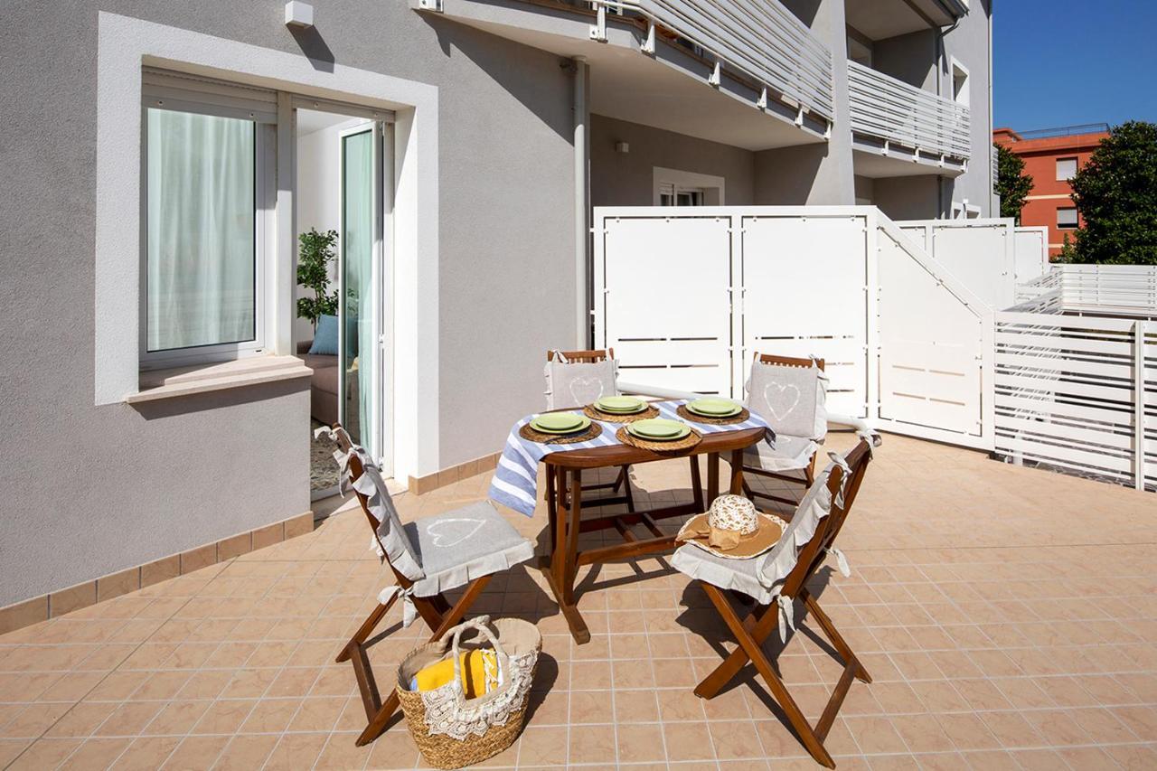 Appartamenti Villa Miramare Rimini Exterior photo