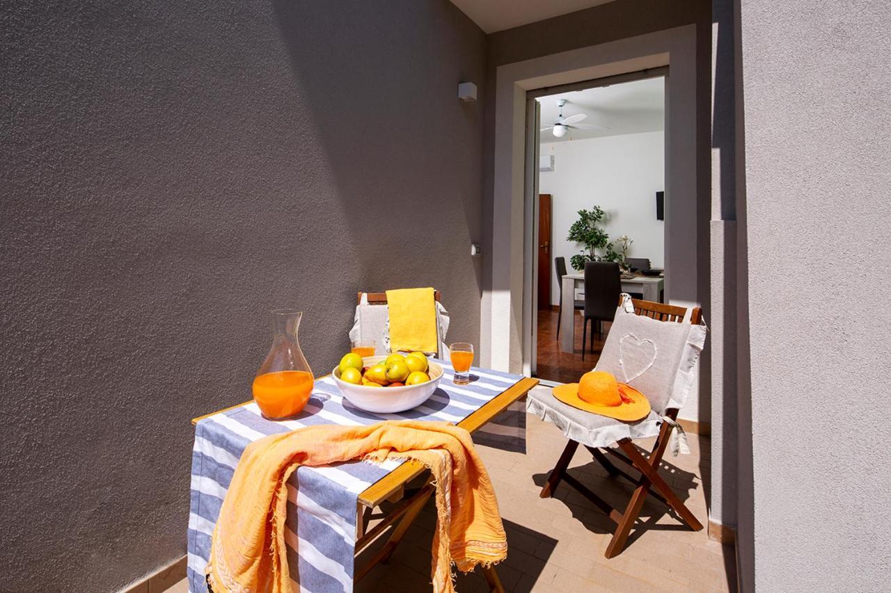 Appartamenti Villa Miramare Rimini Exterior photo